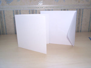 25 White Cards + Envelopes 145x145mm Square